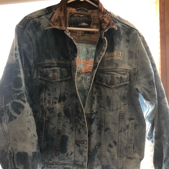 Custom painted jean jacket - Picture 3 of 3